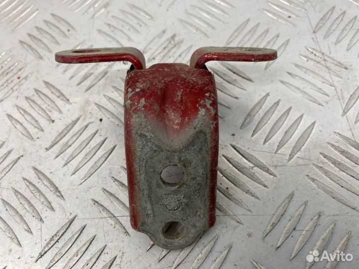 Б/У петля двери задний правый Hyundai Solaris 1 RB