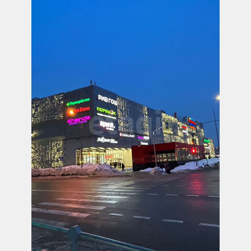 2-к. квартира, 68,5 м², 8/33 эт.