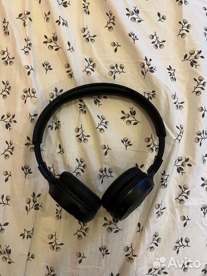 Беспроводные наушники JBL Tune 520BT