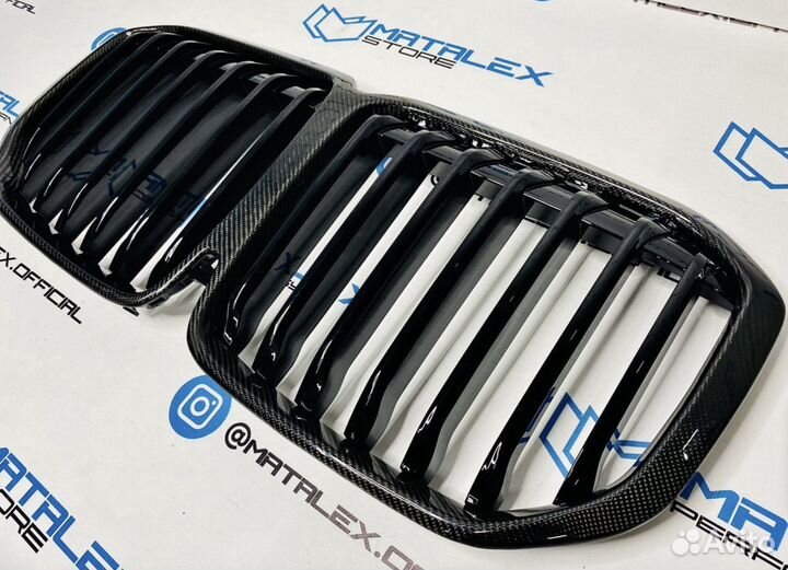 Решетка радиатора BMW X7 G07 карбон