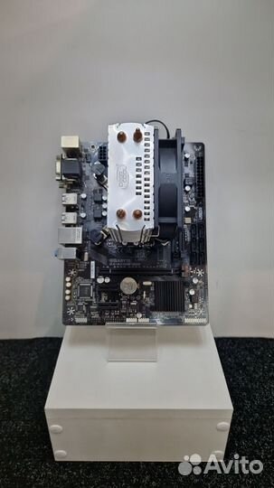 Материнская плата Gigabyte GA-B250M-D2V и Intel Co