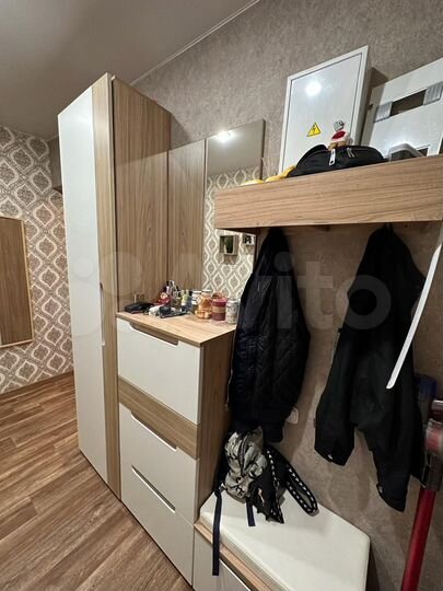 2-к. квартира, 60 м², 1/17 эт.