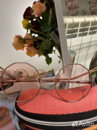 Солнцезащитные очки