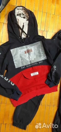 Спортивный костюм для мальчика 140-146