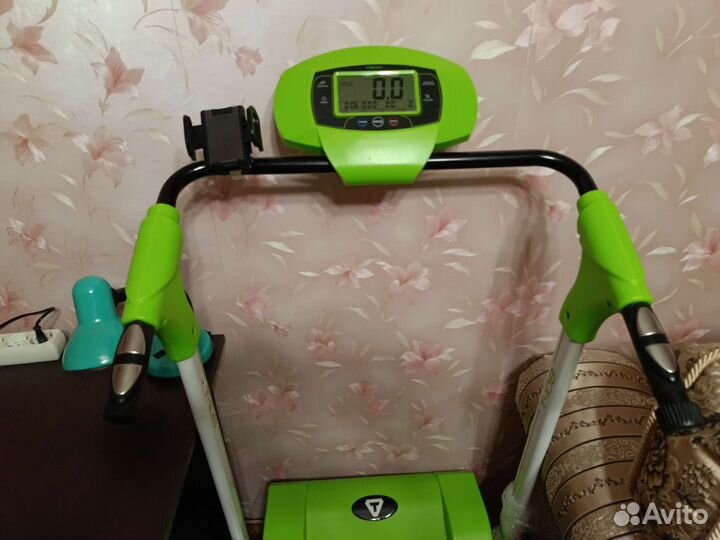 Беговая дорожка Torneo Cross T-108 черный/зеленый