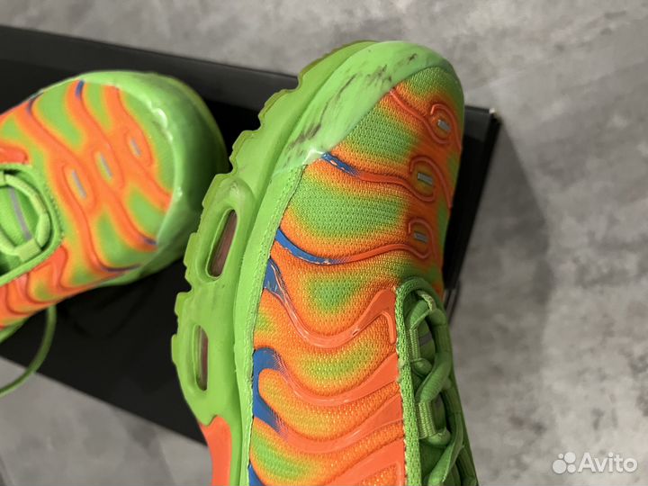 Nike Air Max Plus x Supreme - Mean Green
