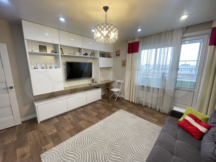 2-к. квартира, 45 м², 8/8 эт.