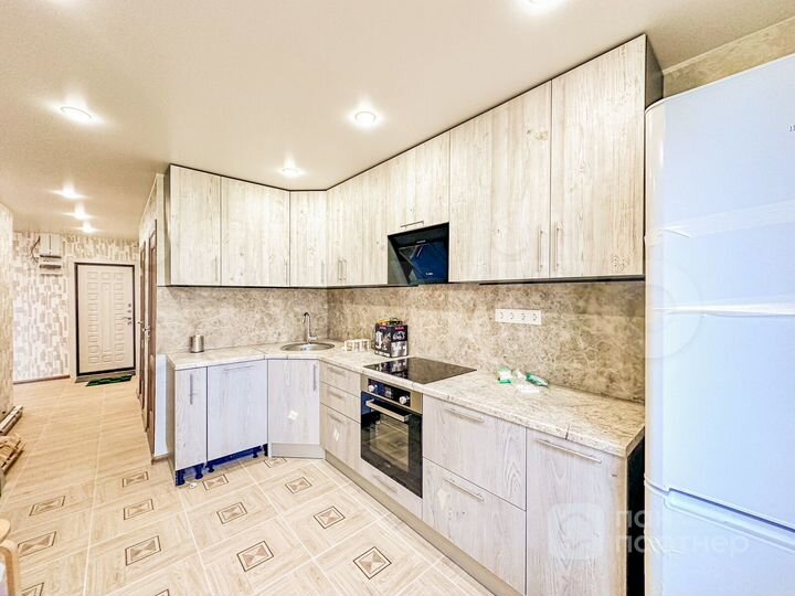 2-к. квартира, 58 м², 10/10 эт.