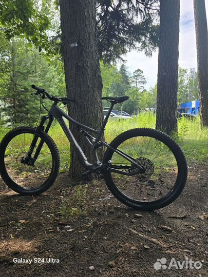 Specialized Stumpjumper comp carbon 2022 М