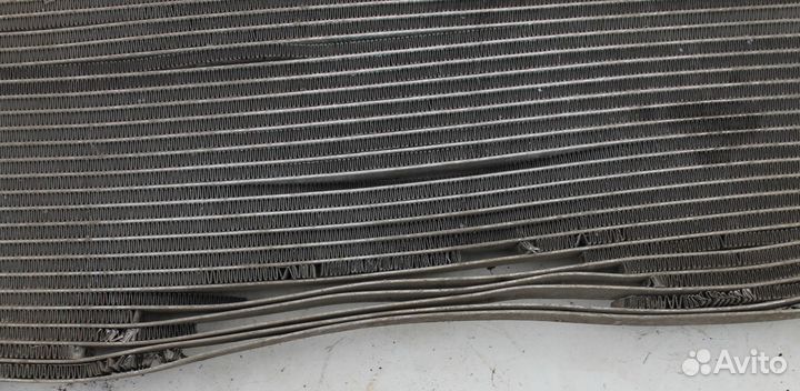 Радиатор Mitsubishi Carisma б/у