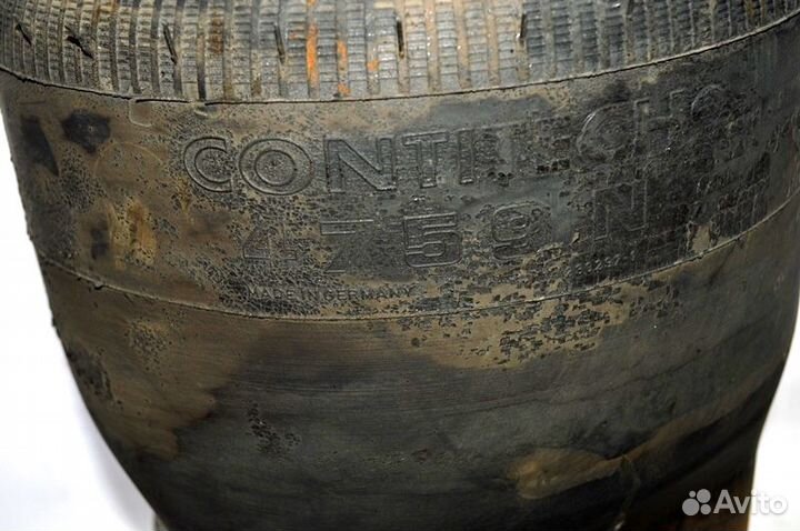 Пневморессора переднего моста, правая mercedes-ben