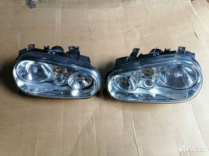 Фары передние VW Golf 4, VAG 1J1941016B (Valeo)