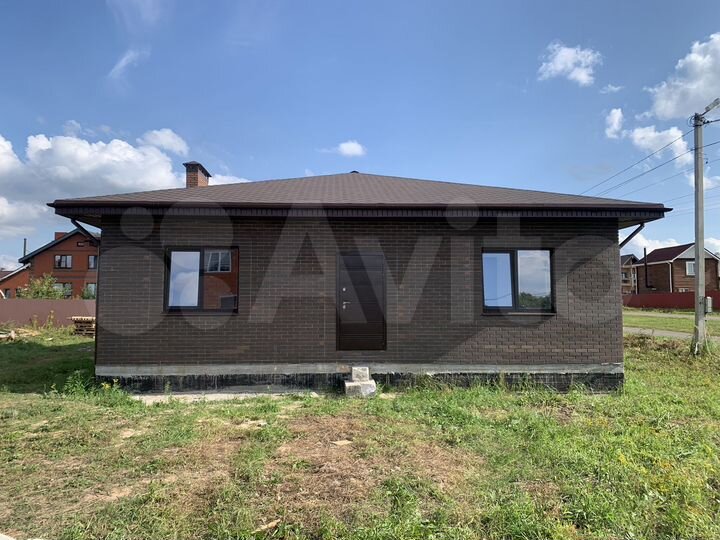 Коттедж 108 м² на участке 6 сот.