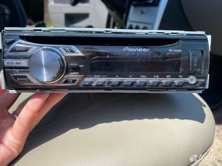 Автомобильная магнитола pioneer