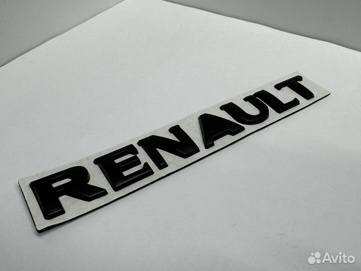 Логотип на багажник для Renault черная