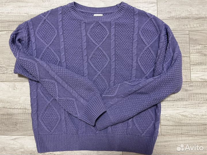 Свитер женский