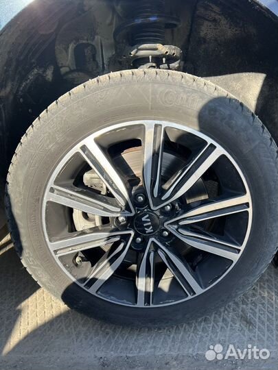 Continental IceContact 2 215/55 R17
