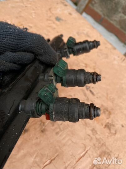 Форсунка vag 037906031aa