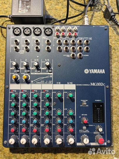 Микшерный пульт Yamaha MG102c