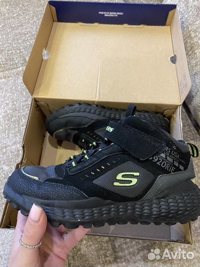 Кроссовки Skechers Monster