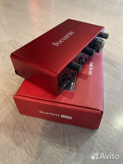 Звуковая карта Focusrite Scarlett 2i2 3th Gen