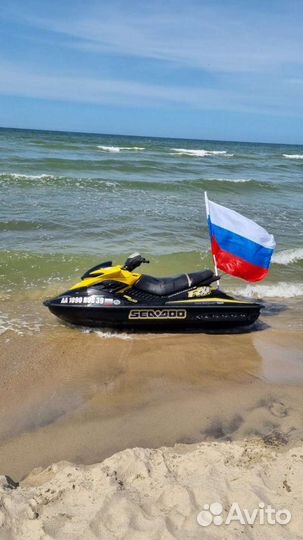 Продам гидроцикл sea doo rxp215