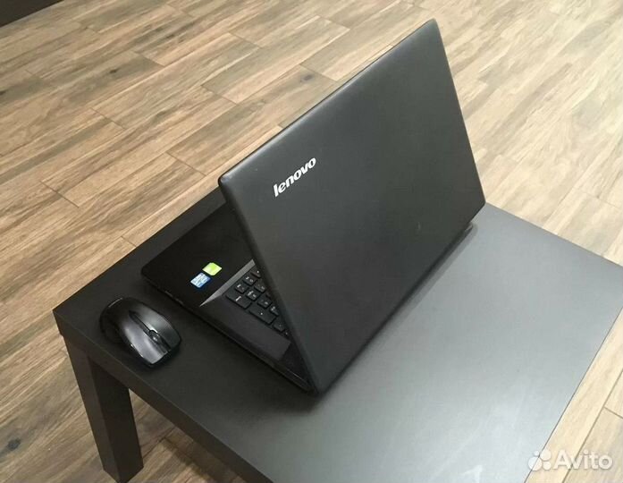 Lenovo 17.3 / Intel Core i5 / GeForce GT 720m