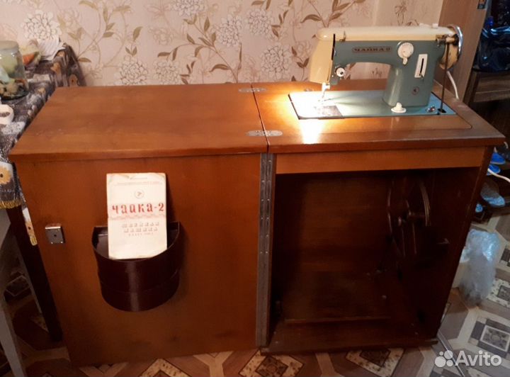Швейная машинка чайка 2