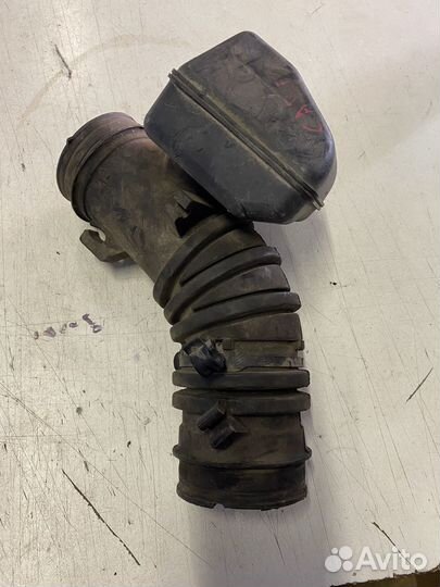 Резонатор воздушного фильтра Toyota Carina E