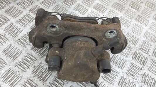 Суппорт тормозной передний левый mercedes benz E-c