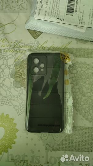 Чехлы на телефон