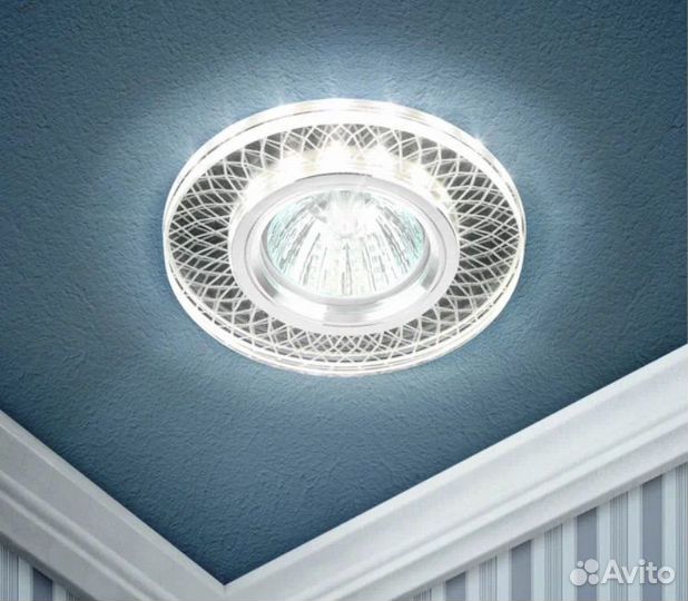 Встраиваемый светильник со светодиодной подсветкой