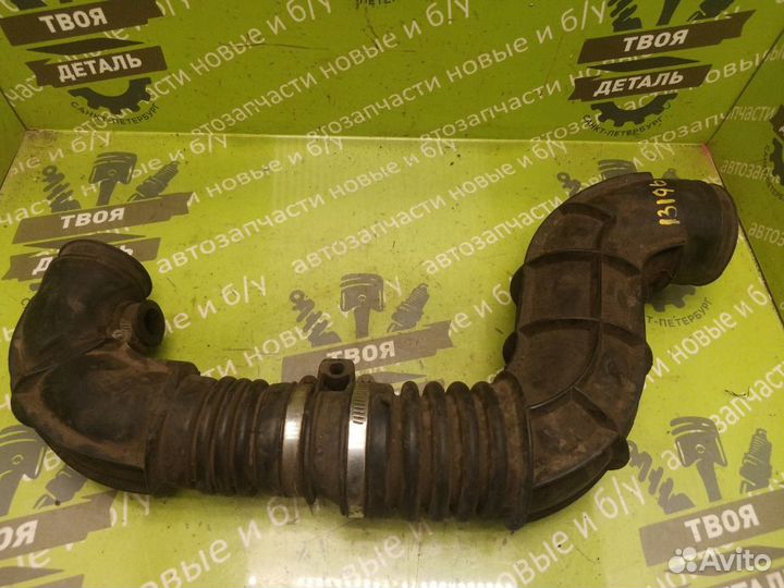 Патрубок воздухозаборника Chevrolet Niva 2015Г.в