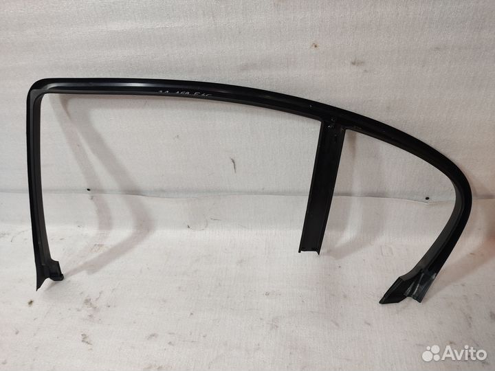Щиток оконной рамы задний левый bmw 5 e60