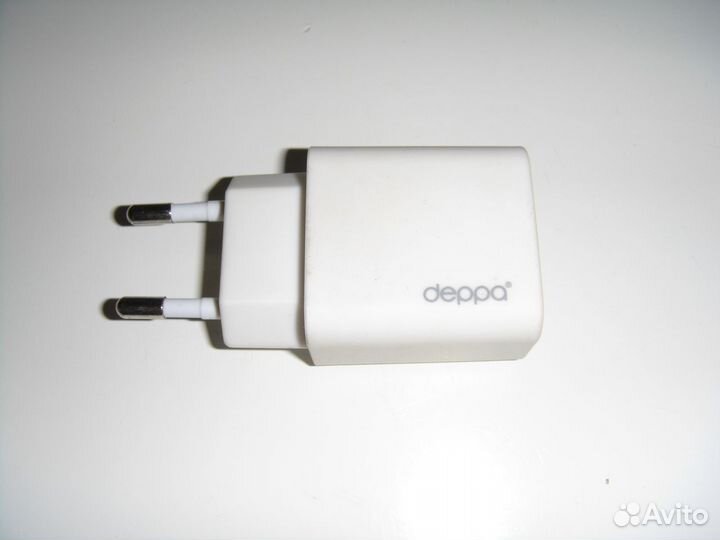 Deppa сетевое USB зарядное устройство 2 в 1