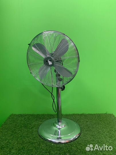 Вентилятор напольный Vitek VT-1938