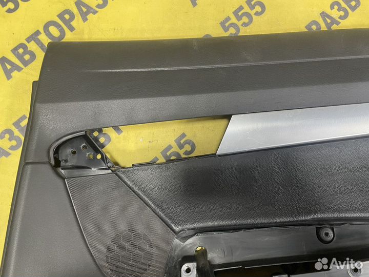 Обшивка двери задней правой Audi A6