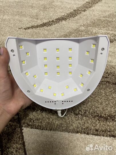 Лампа для сушки ногтей