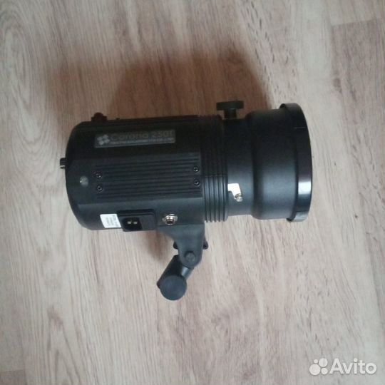 Комплект света для фотостудии и фотоакссесуары