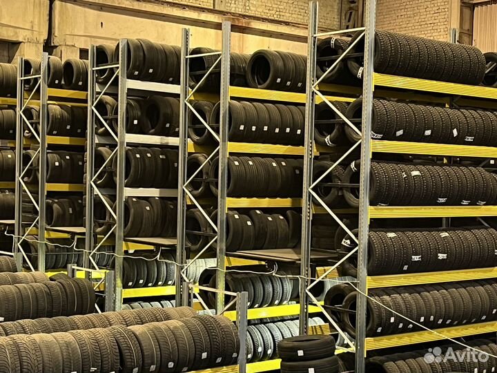 Bridgestone Dueler H/P Sport 215/65 R16