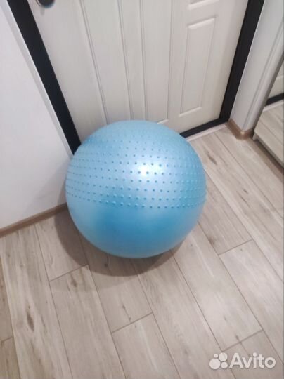 Мяч гимнастический