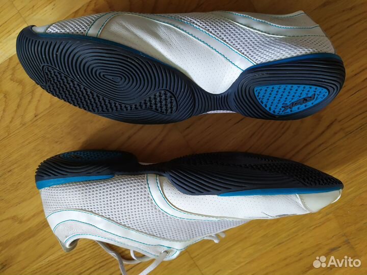 Кроссовки женские Reebok для зала