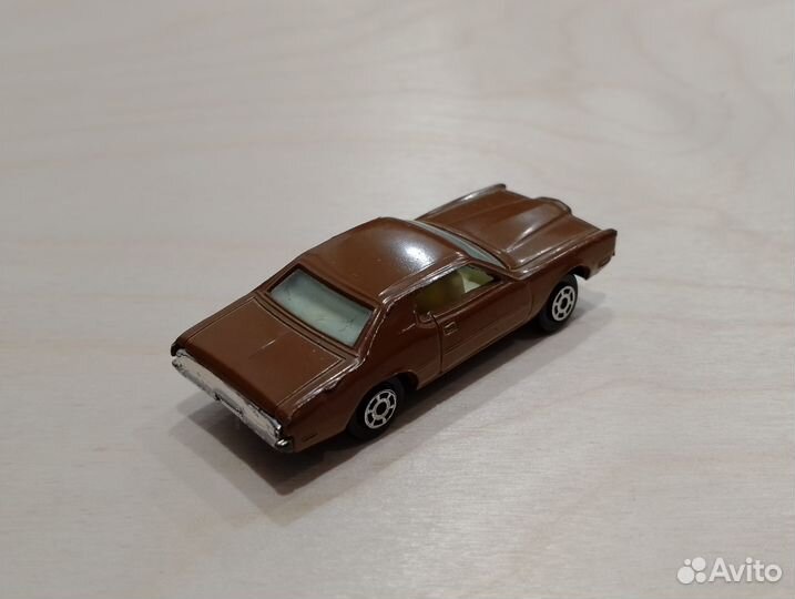 Ford thunderbird VI (1972-1976)