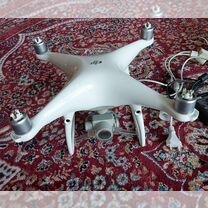 Квадрокоптер DJI Phantom 4 Advanced