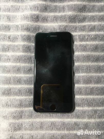 iPhone SE (2020), 64 ГБ