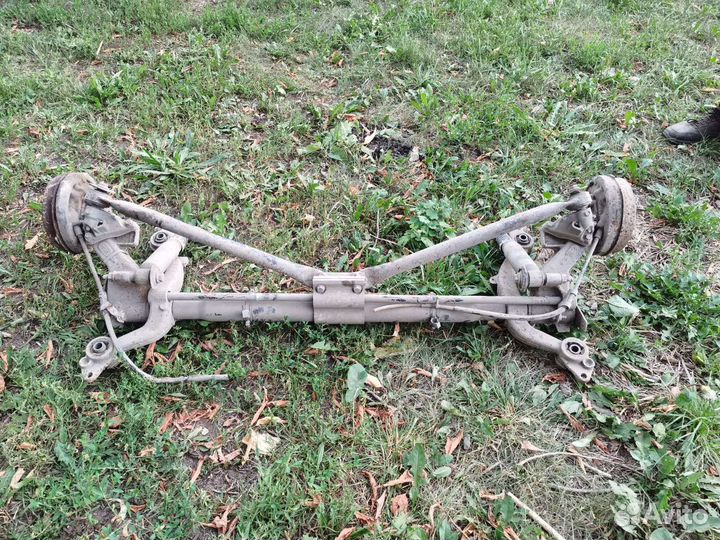 Задняя балка peugeot 206