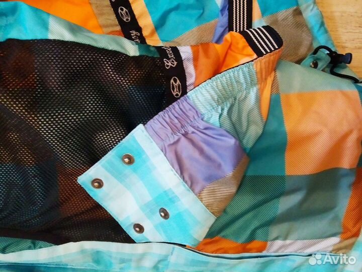 Женская горнолыжная куртка. размер 44-46