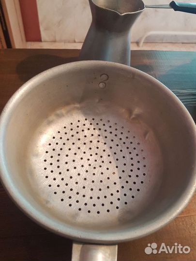 Дуршлаг,чайник и кофеварка алюминиевые,бу