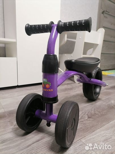 Беговел трехколесный Kreiss