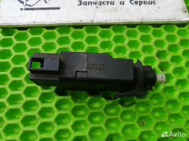 Датчик педали тормоза концевик Mercedes ML W163